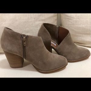 Brand new without box, Suede size 7 Chelsea & Violet Booties